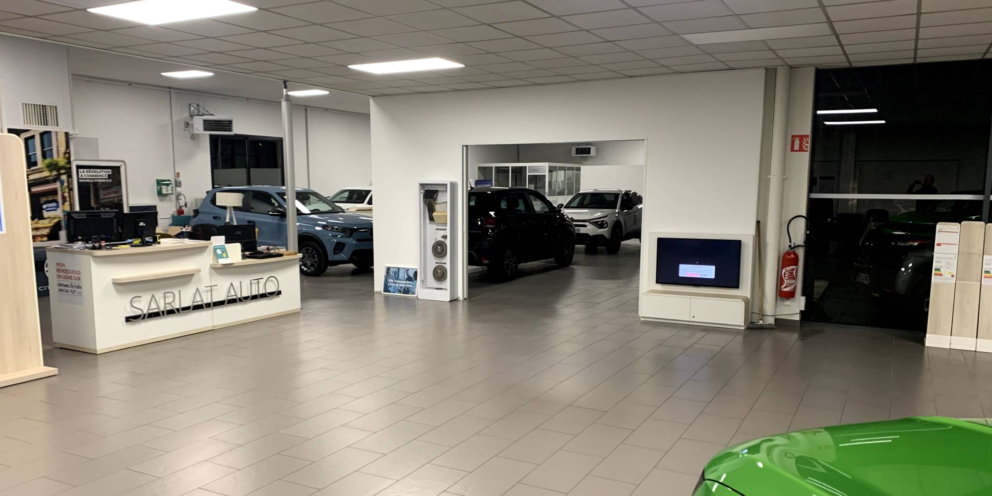 Nettoyage sols succursale Citroën Opel Fiat